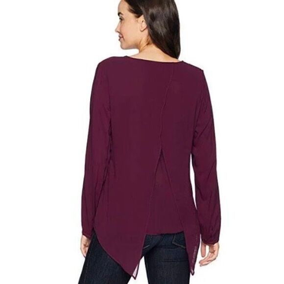 Ariat Poet Top Burgundy Embroidered Split Neck With Cut Chiffon Handkerchief Hem - Picture 2 of 8